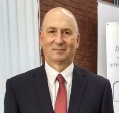 Лунячек Вадим Едуардович